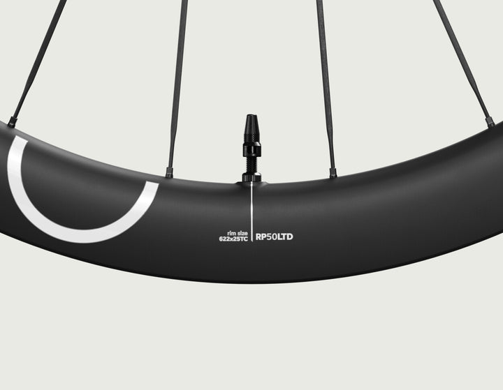 OQUO RP50LTD CS｜カーボンスポーク軽量エアロホイール 1371g