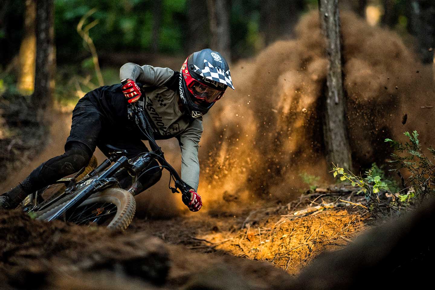 マウンテンバイクの選び方