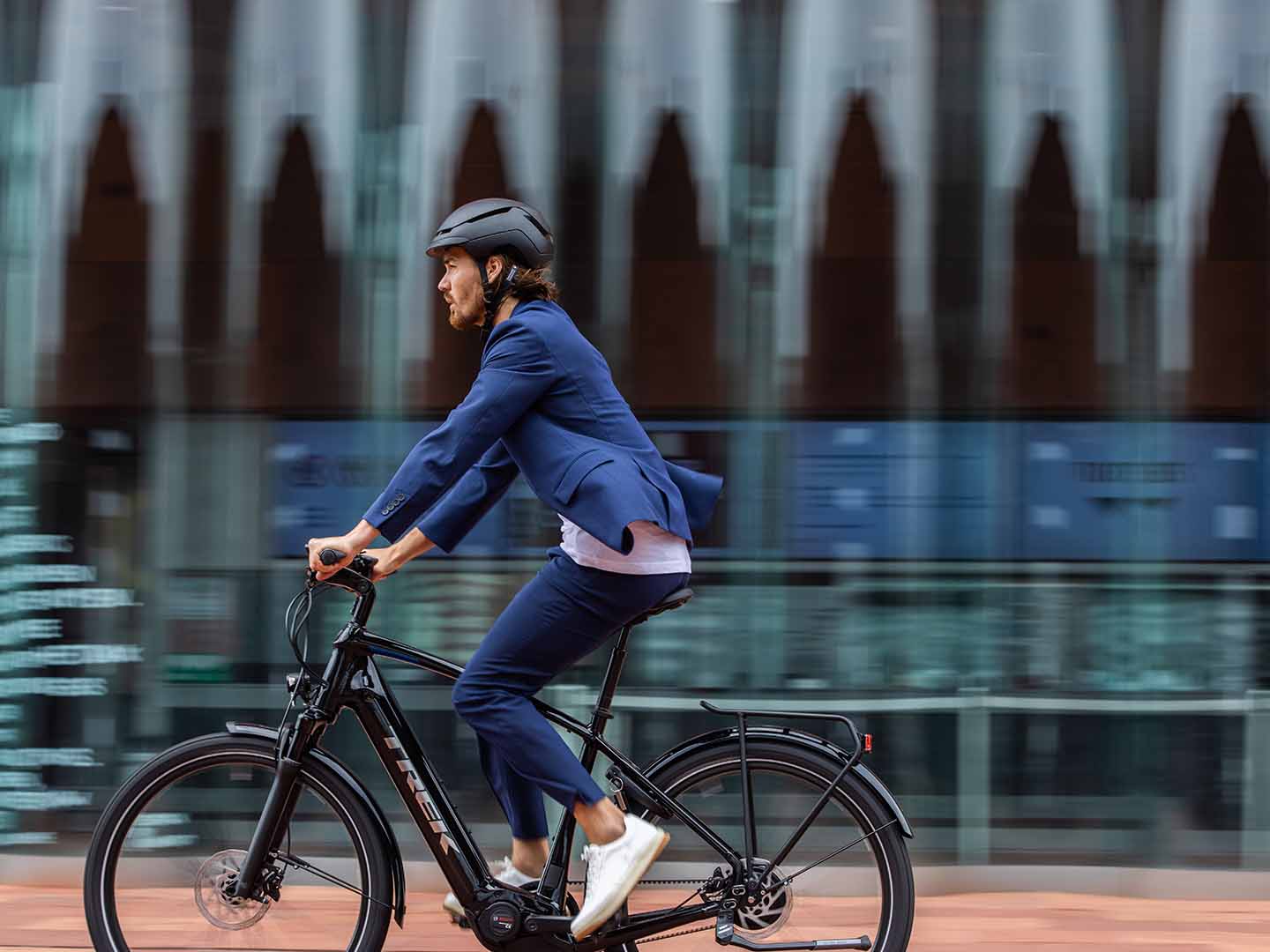1450x1080-you-must-buy-ebike- 