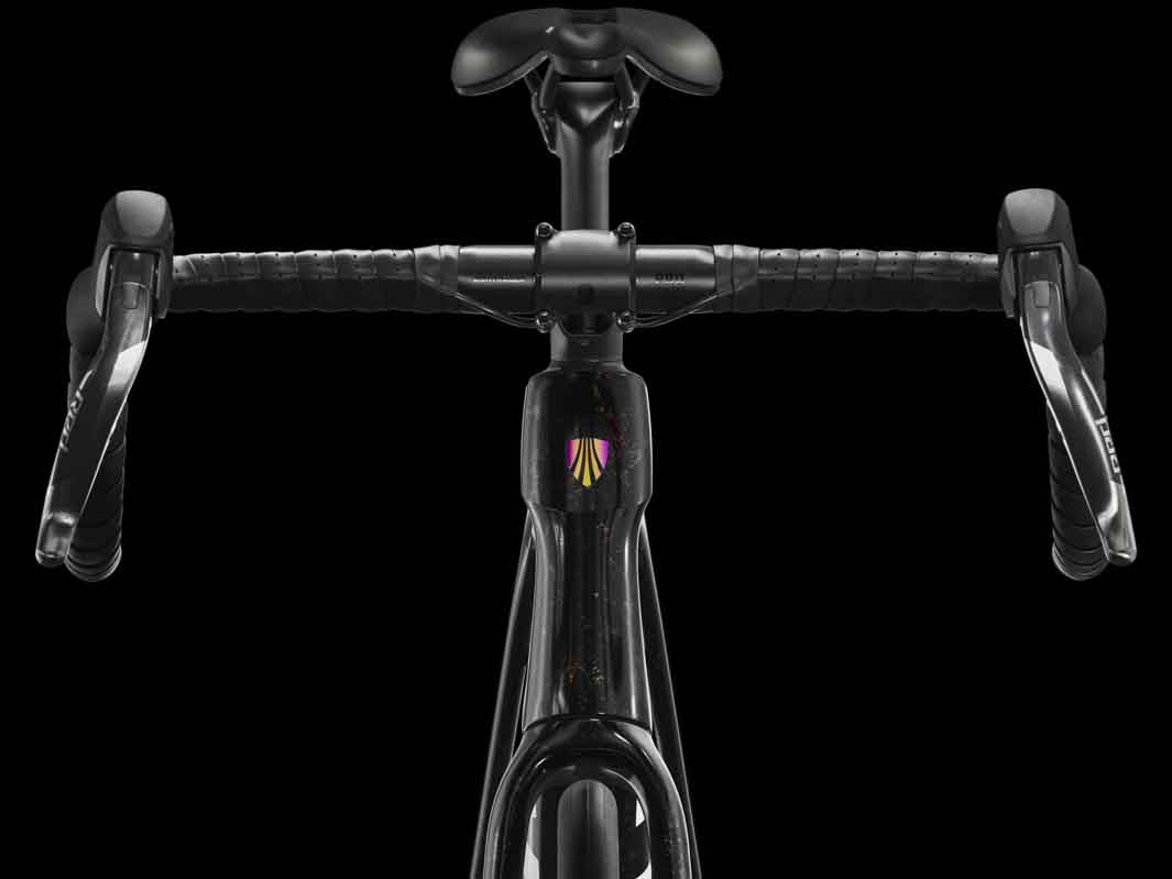 Trek Domane SLR 9AXS Gen 4 新型 SRAM RED搭載