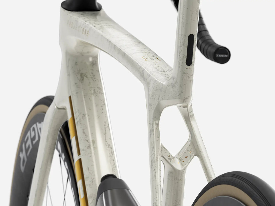 Trek Madone SLR 7 AXS Gen 8 2026年モデル