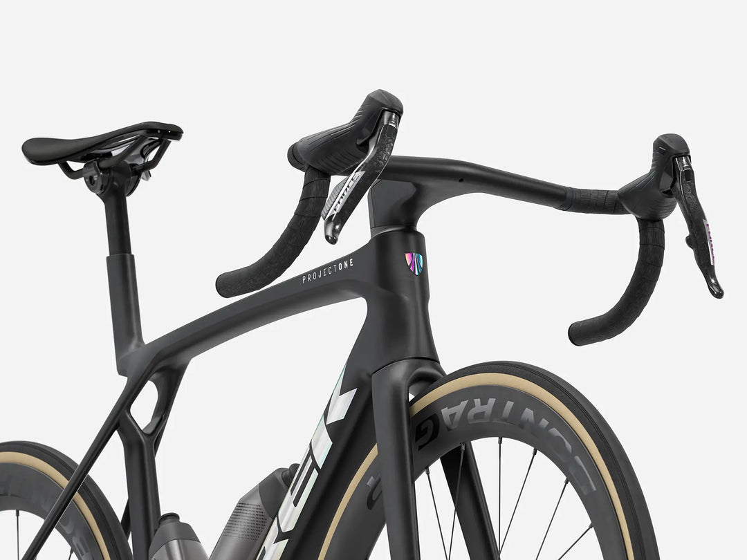 Trek Madone SLR 7 AXS Gen 8 2026年モデル