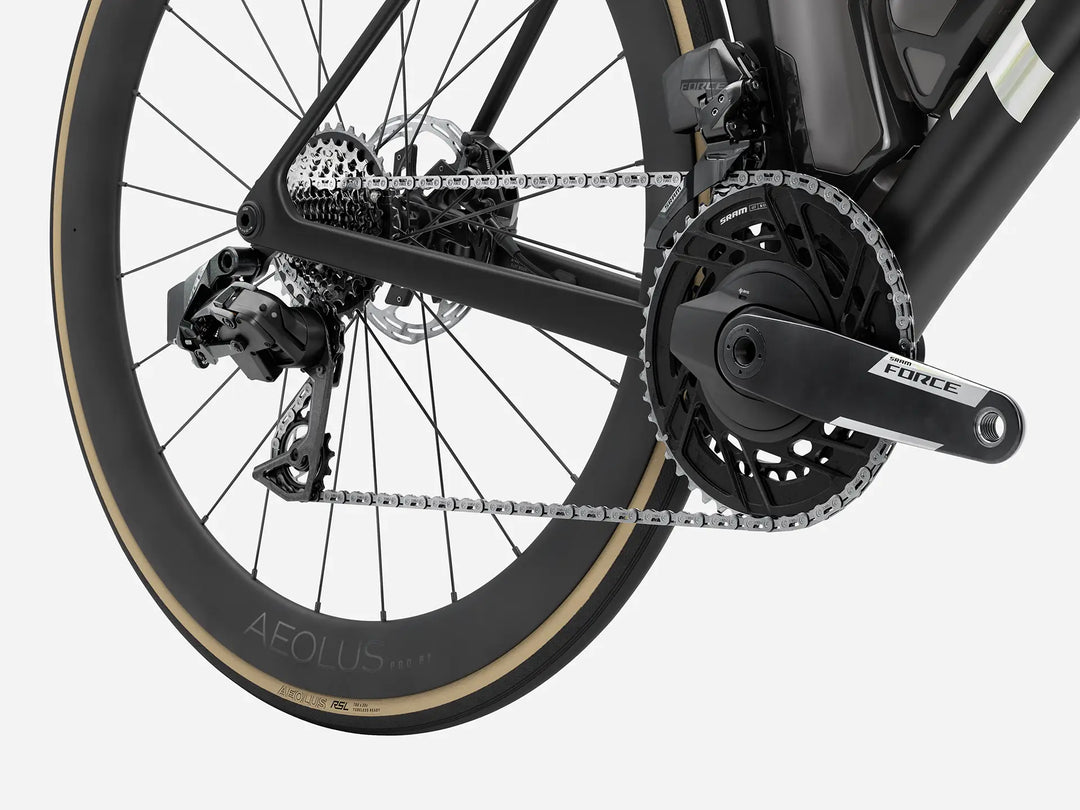 Trek Madone SLR 7 AXS Gen 8 2026年モデル