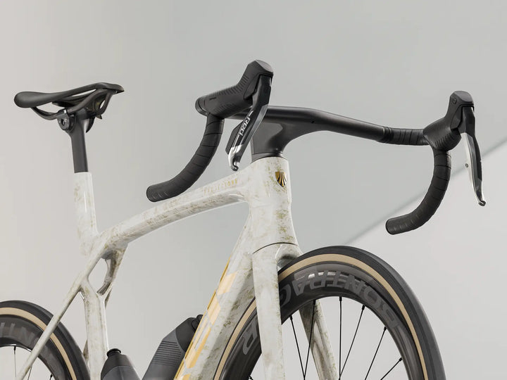 Trek Madone SLR 9 AXS Gen 8 2026年モデル