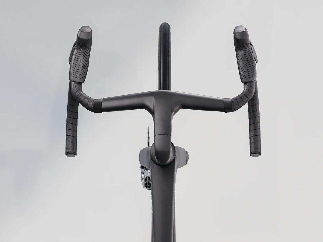 Trek Madone SLR 9 AXS Gen 8 2026年モデル