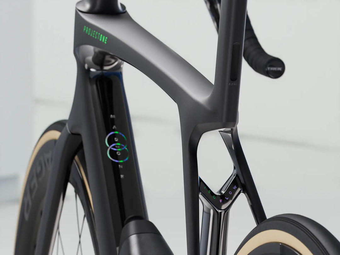 Trek Madone SLR 9 AXS Gen 8 2026年モデル