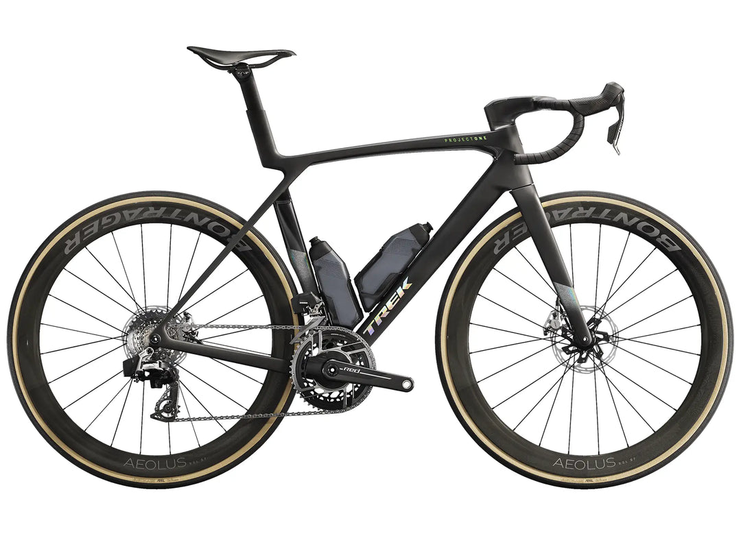 ブランド名：TREK、モデル名：Madone SLR 9 AXS Gen 8、カラー名：Matte Carbon Smoke/Prismatic Pear