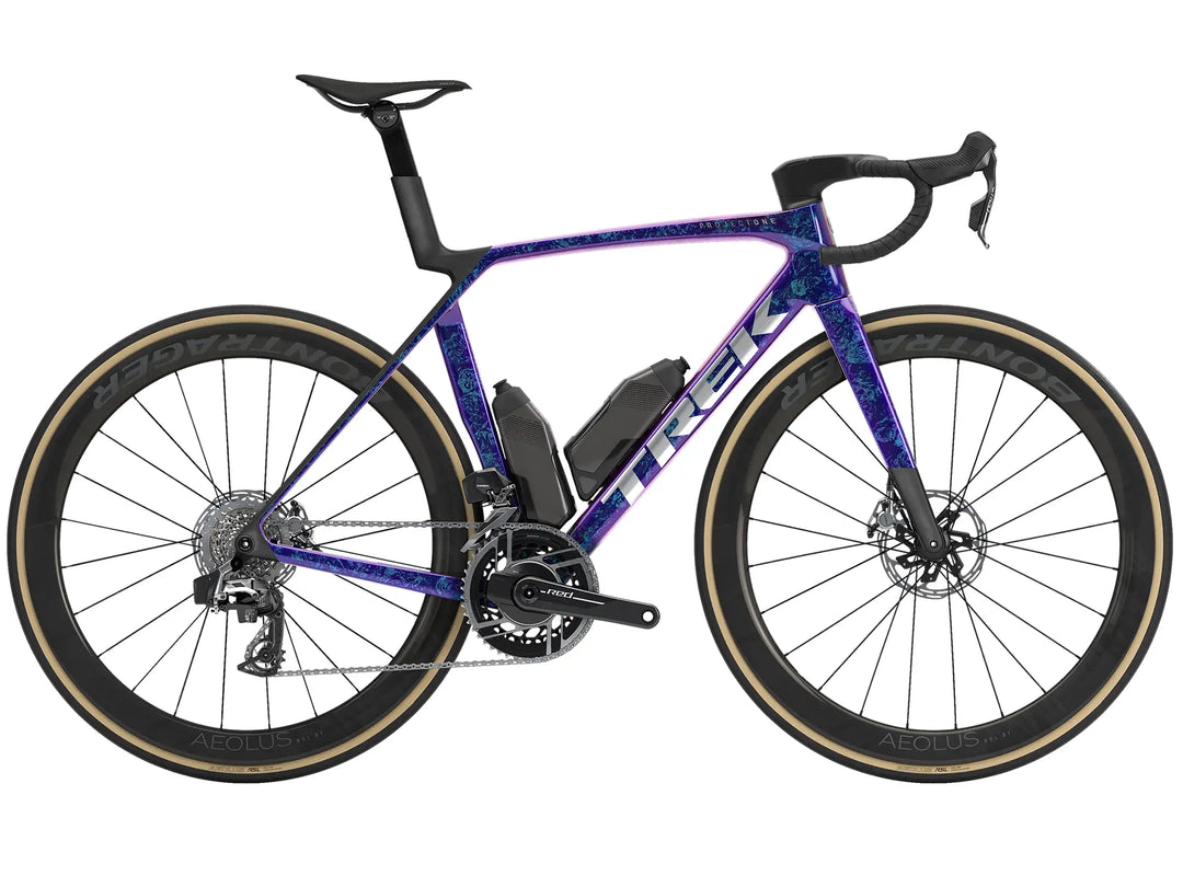 ブランド名：TREK、モデル名：Madone SLR 9 AXS Gen 8、カラー名：Purple Phaze / Amethyst Marble、年式：2026