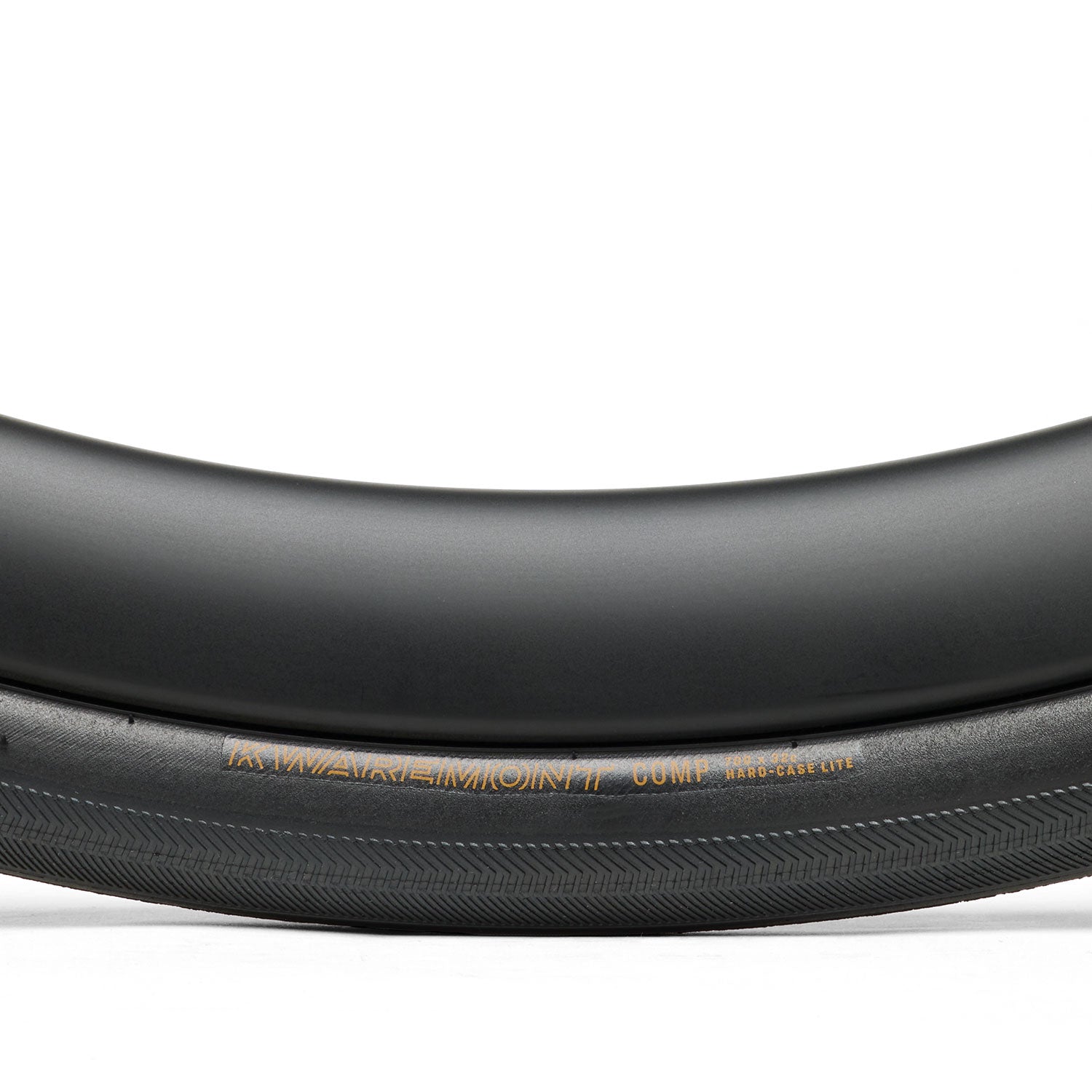 Bontrager Kwaremont Comp 700×32C｜安心して走れる快適ロードタイヤ