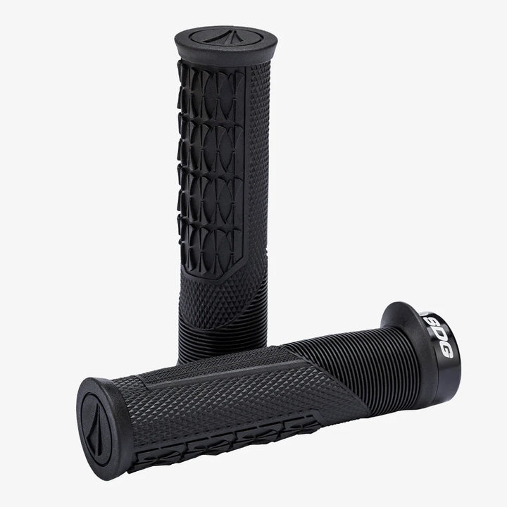 SDG OPEN CORE THRICE GRIPS（オープンコア スライス グリップ）｜振動吸収と操作性を両立