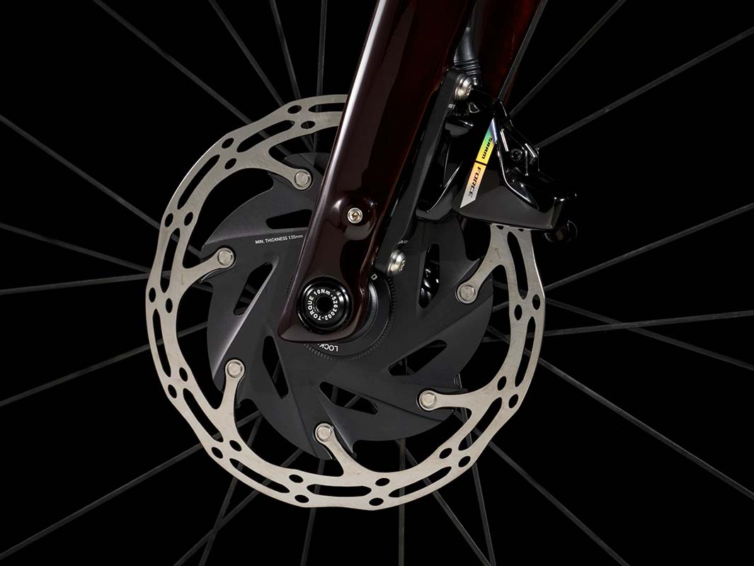 Trek Domane SLR7 Gen4（ドマーネSLR7 Gen4）2025年モデル