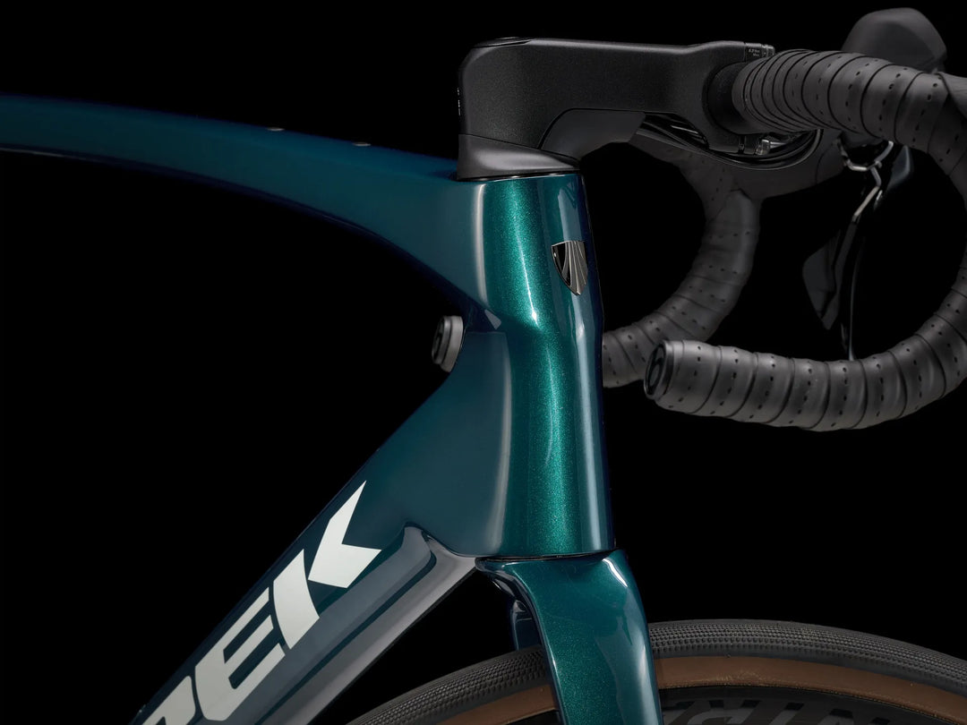 Trek Domane SL 5 Gen 4 2025年モデル Trek Domane SL 5 Gen 4 2025年モデル