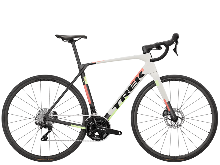 Trek Domane SL 5 Gen 5 2027年モデル, カラー / Matte Era White/Deep Smoke