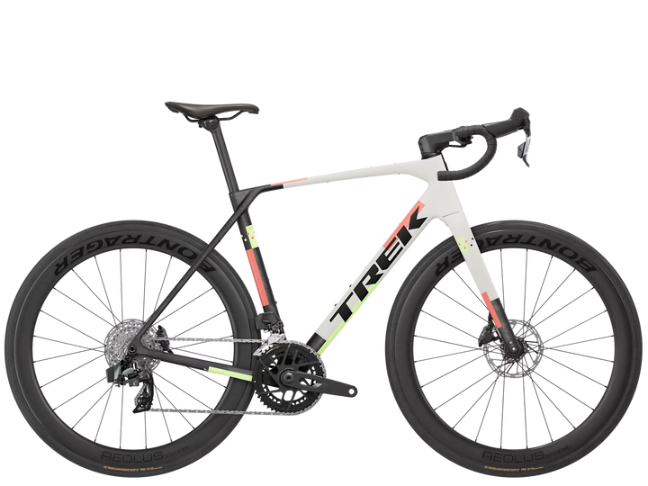 Domane SL 6 AXS Gen 5
2027年モデル
カラー：Matte Era White/Deep Smoke