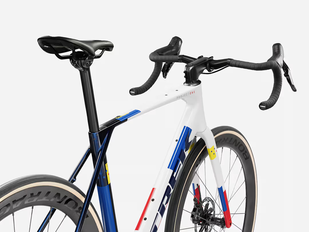 Trek Domane SLR 7 AXS Gen 5 2027年モデル