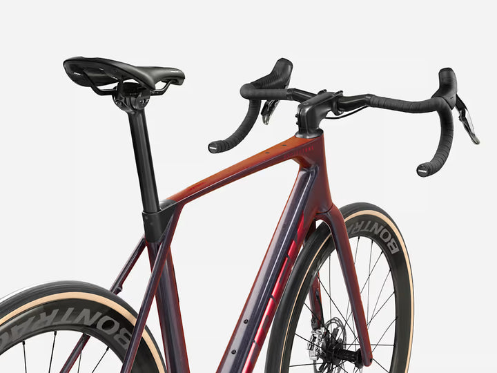 Trek Domane SLR 9 AXS Gen 5 2027年モデル