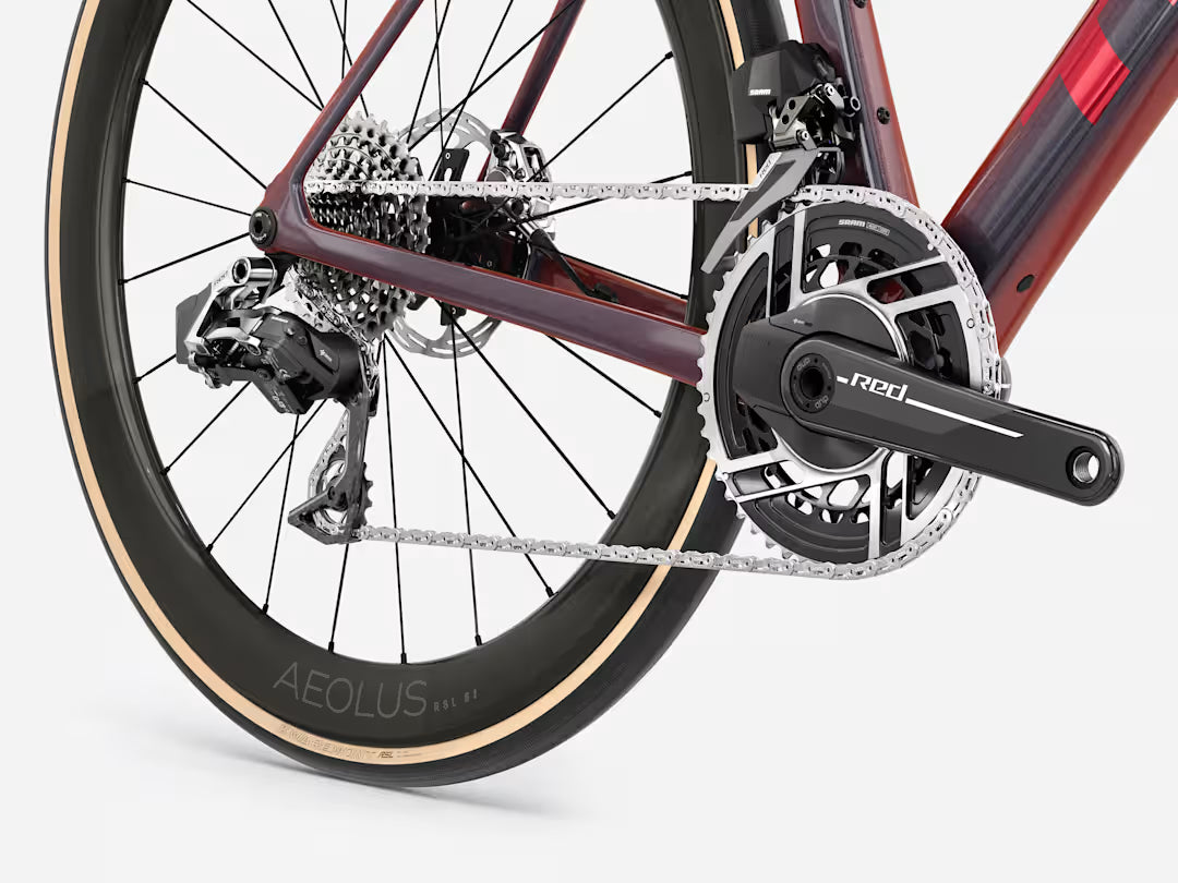 Trek Domane SLR 9 AXS Gen 5 2027年モデル