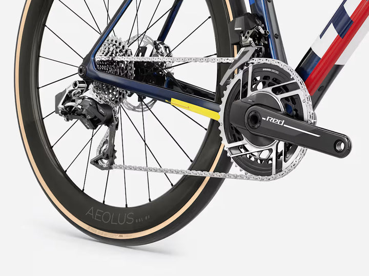 Trek Domane SLR 9 AXS Gen 5 2027年モデル