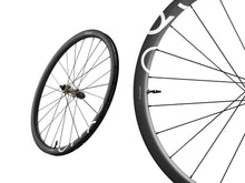OQUO RP35 LTD｜1244gの軽量クライミングホイール｜35mmハイト・Q10ハブ