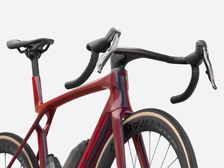 Trek Madone SLR 7 AXS Gen 8 2027年モデル