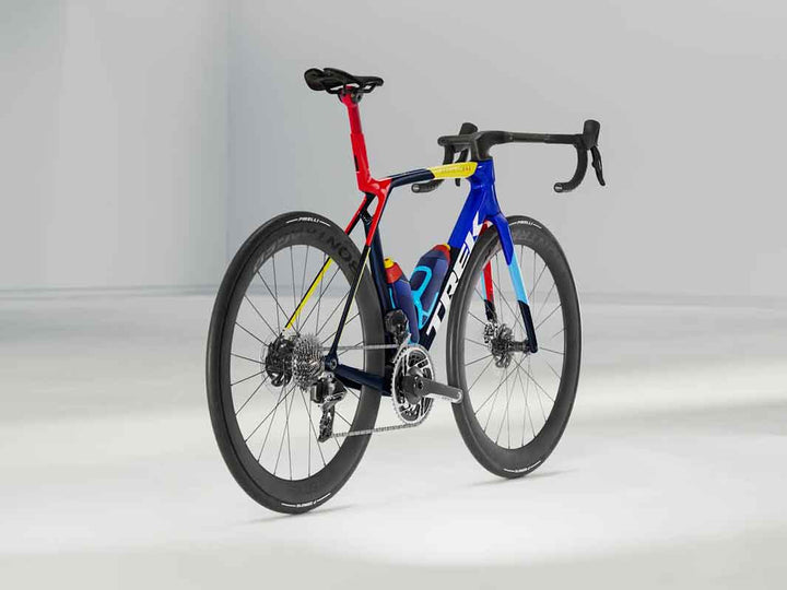 Trek Madone SLR 8 AXS Gen 8 2025