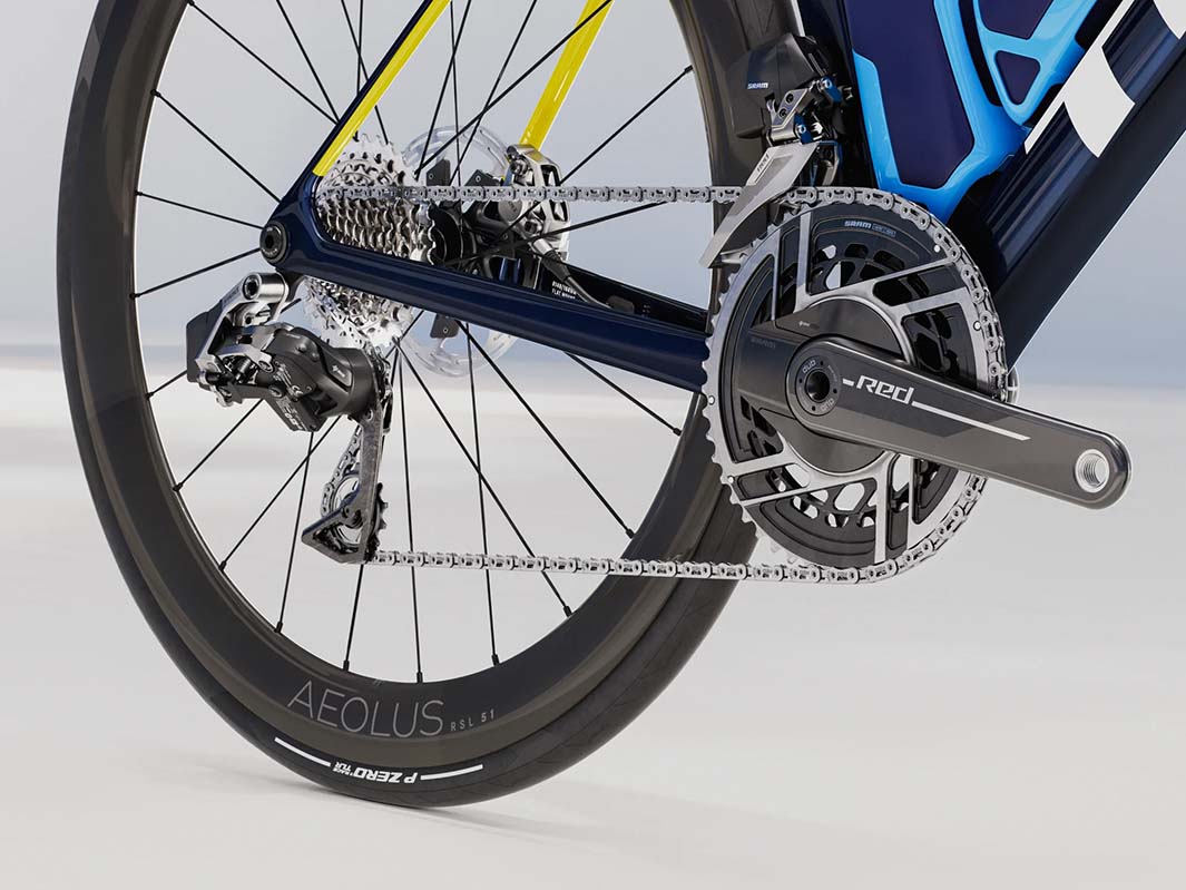 Trek Madone SLR 9 AXS Gen 8 2025年モデル