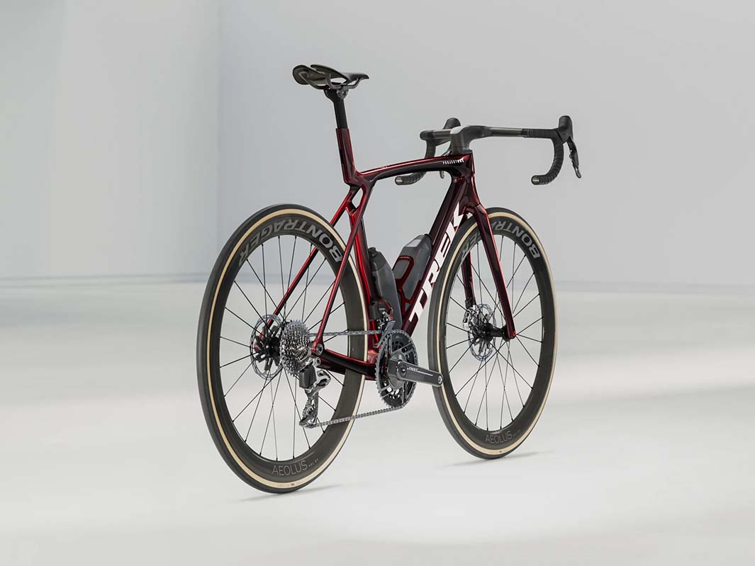 Trek Madone SLR 9 AXS Gen 8 2025年モデル – バイクプラス