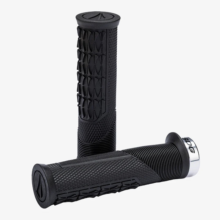 SDG OPEN CORE THRICE GRIPS（オープンコア スライス グリップ）｜振動吸収と操作性を両立