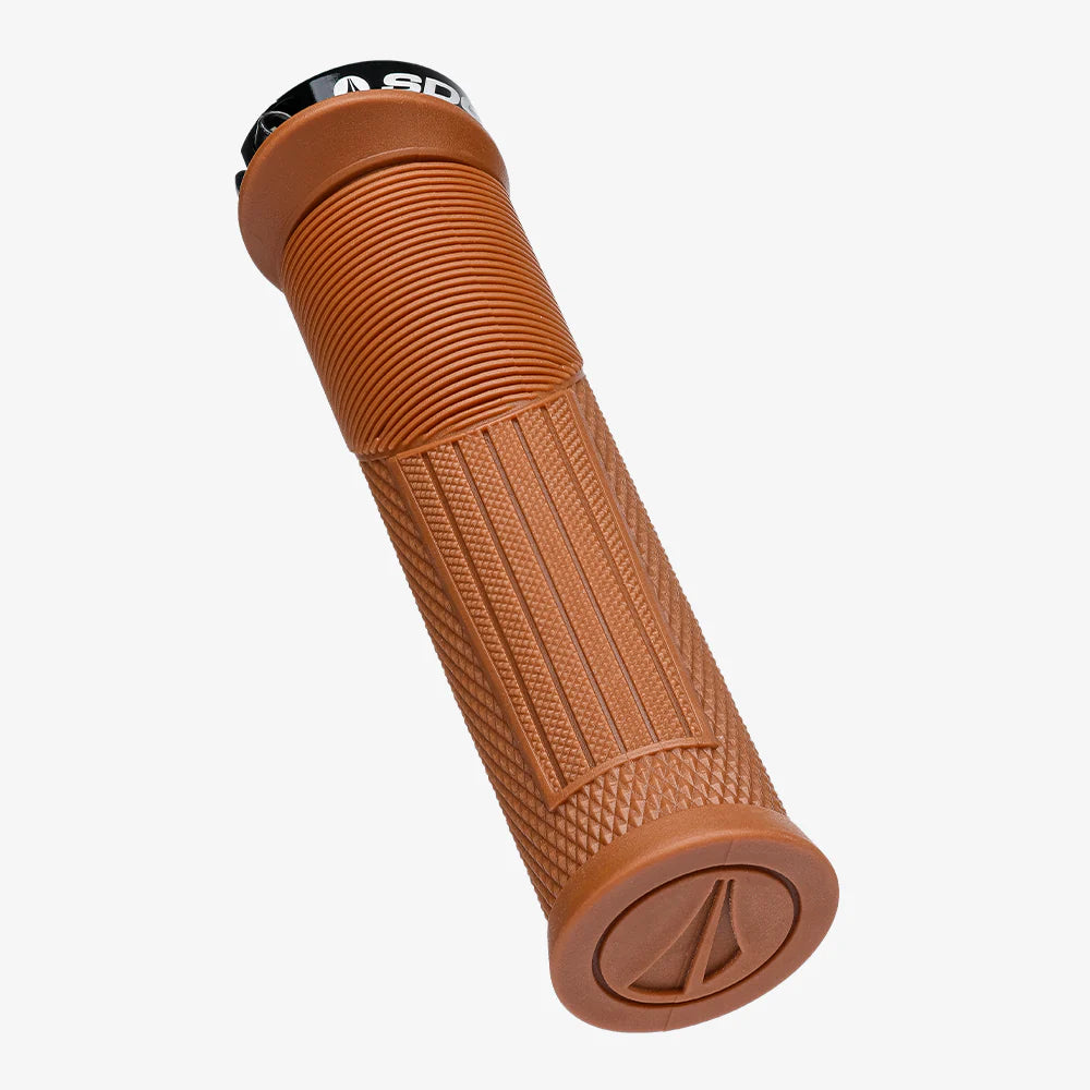 SDG OPEN CORE THRICE GRIPS（オープンコア スライス グリップ）｜振動吸収と操作性を両立