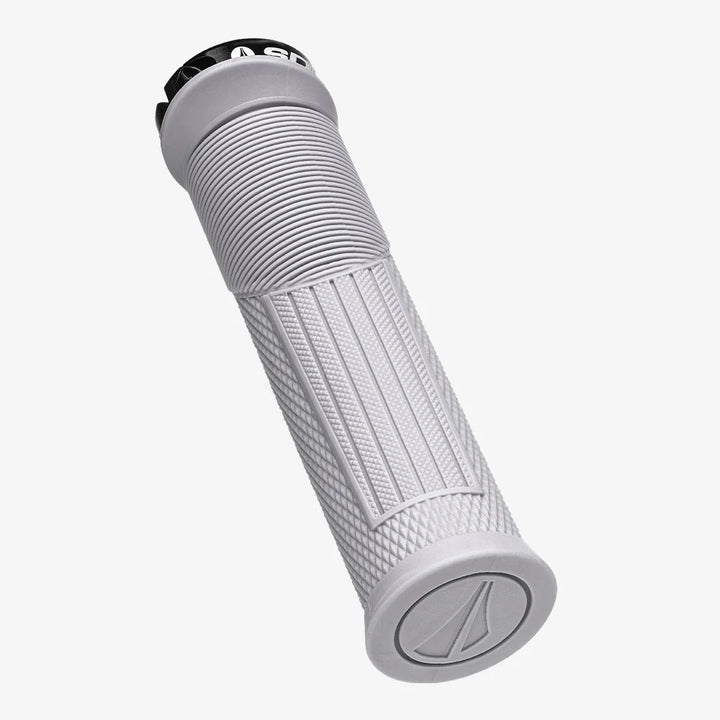 SDG OPEN CORE THRICE GRIPS（オープンコア スライス グリップ）｜振動吸収と操作性を両立
