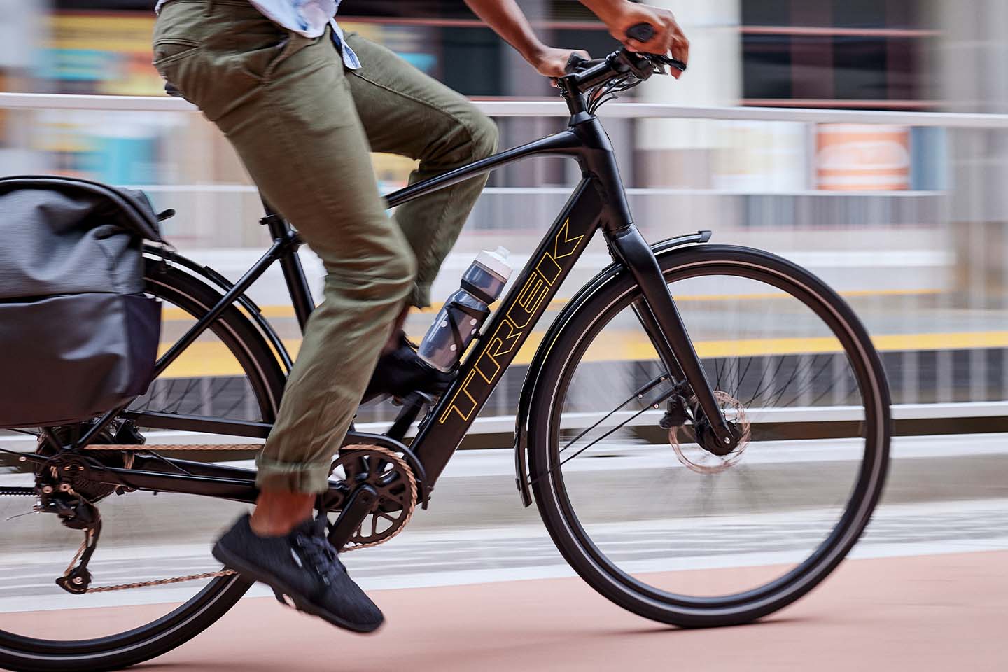 Trek FX+(トレックFX+) 電動アシストに見えない電動アシスト Trek FX+(トレックFX+) 電動アシストに見えない電動アシスト
