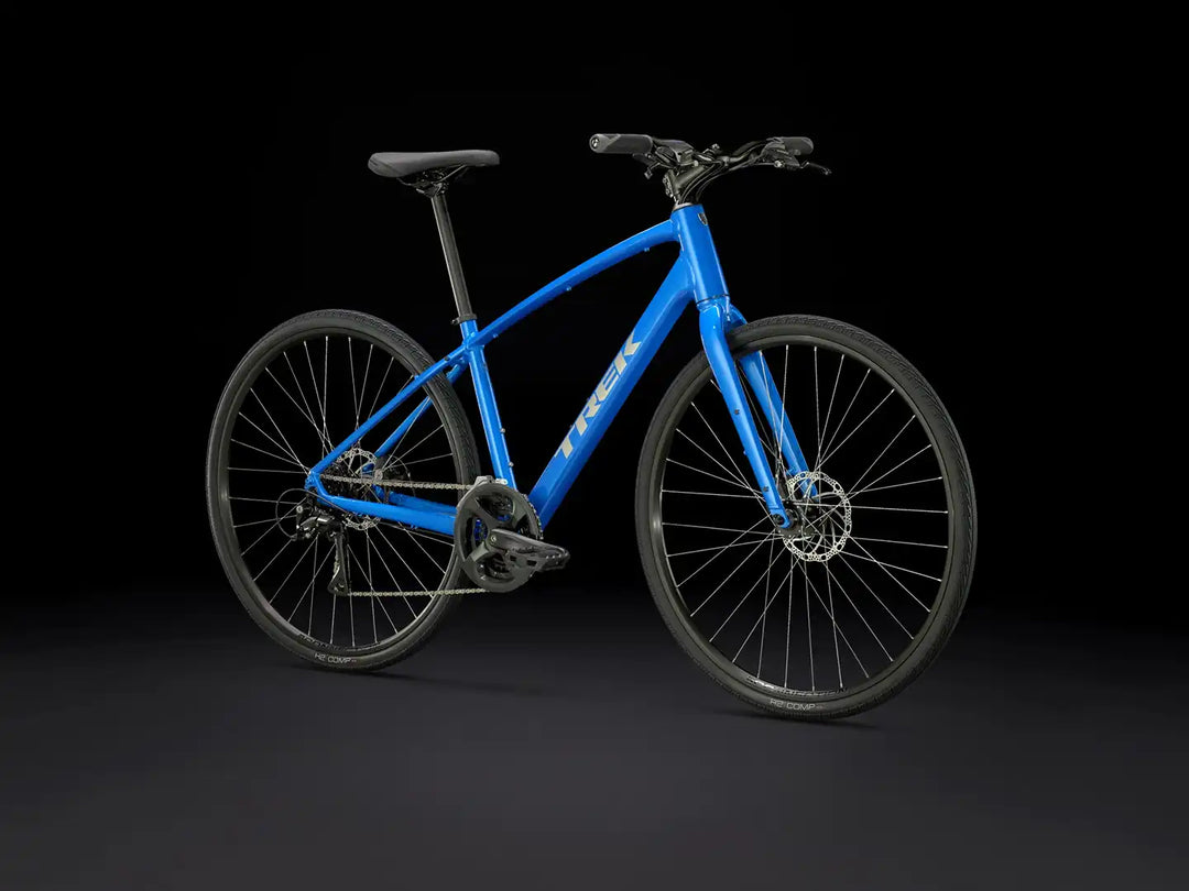 ブランド：Trek, モデル：FX 1 Gen 4, 年式：2025年, カラー：Alpine Blue, 斜め前方からの写真