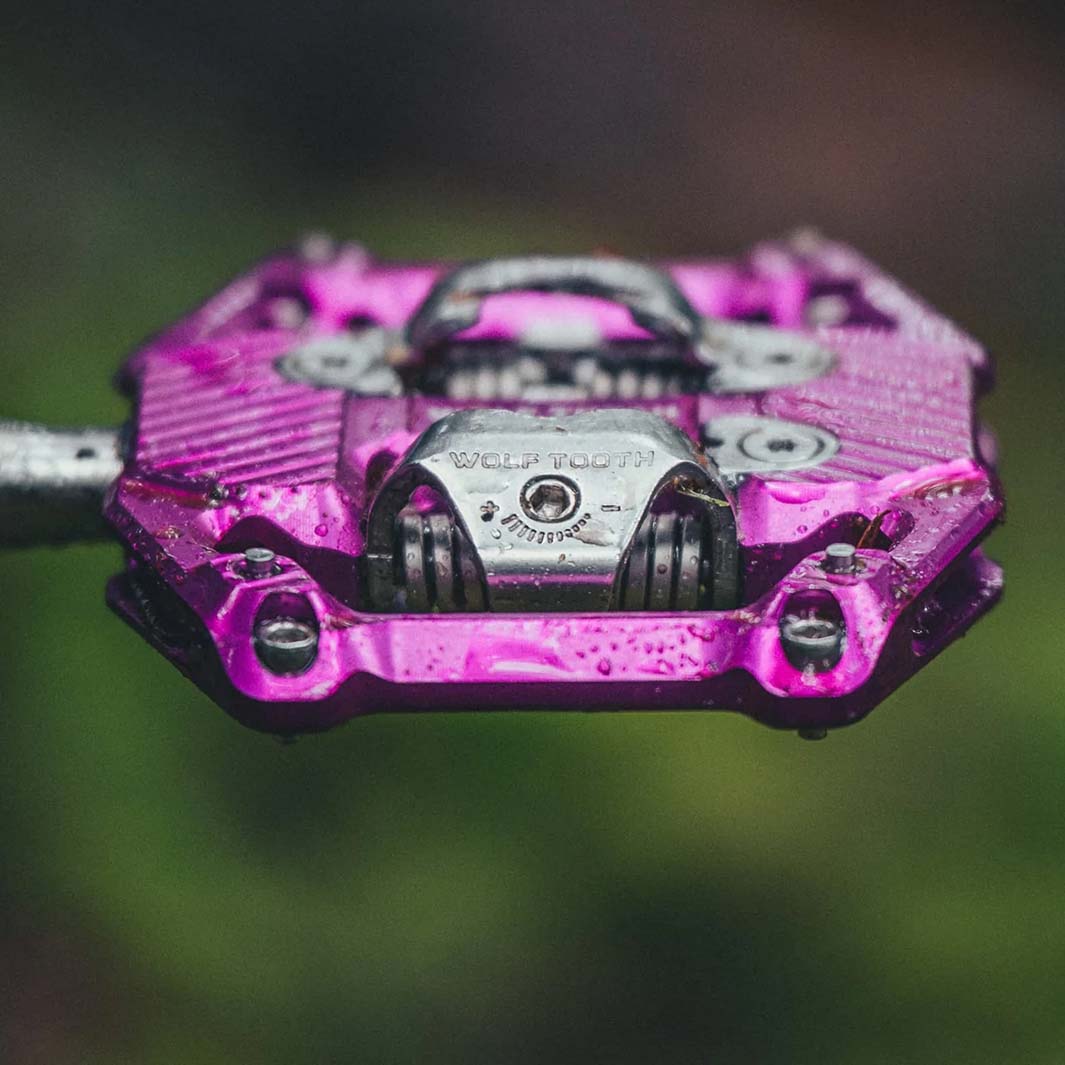 Wolf Tooth（ウルフトゥース）Shift Gravity Clipless Pedal