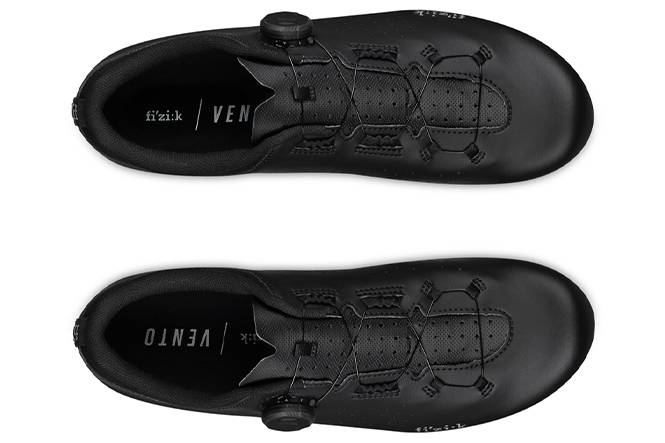 Fizik VENTO OMNA（フィジーク オムナ）ロードシューズ