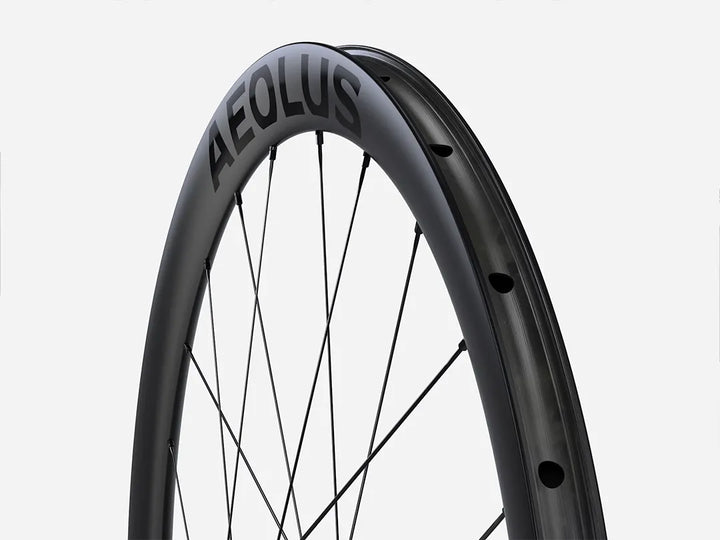 Bontrager Aeolus Pro 43X｜前後1,415gの軽量エアロホイール