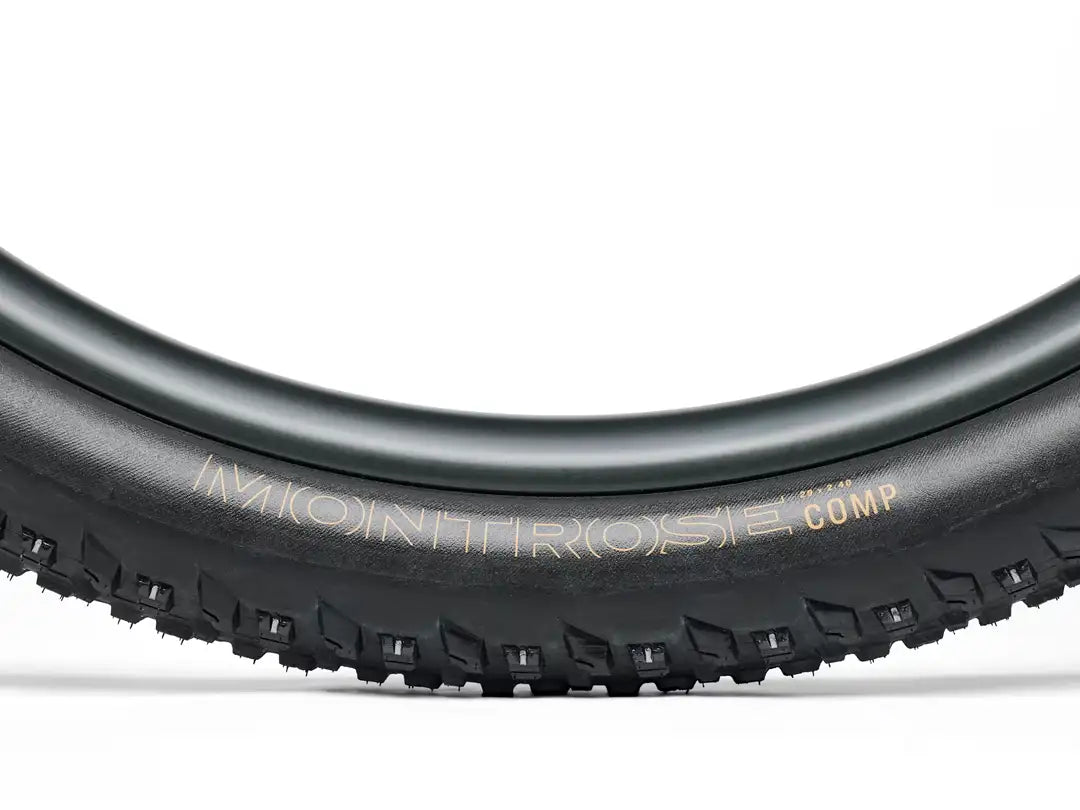 Bontrager Montrose Comp XR MTBタイヤ（ボントレガー モント