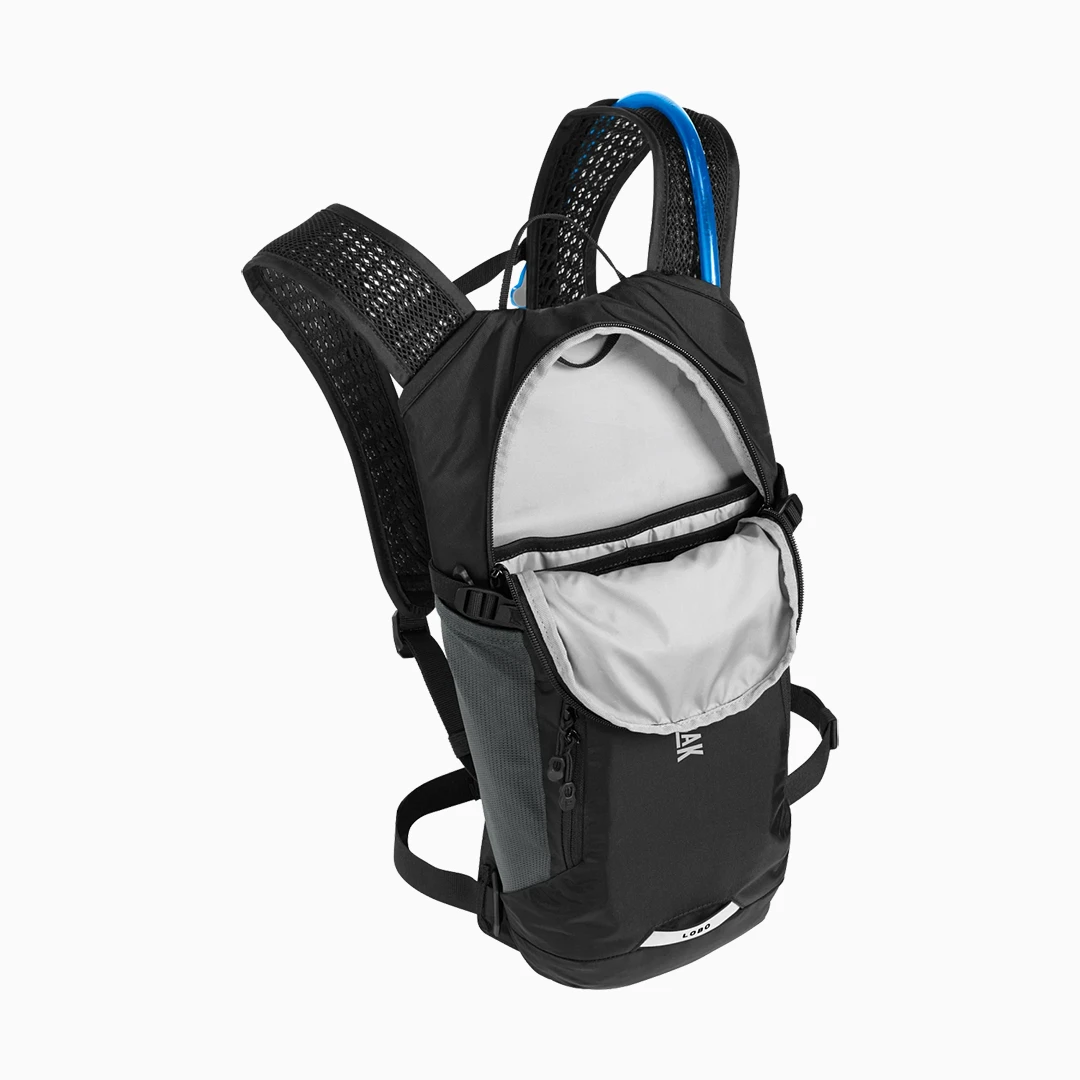 Camelbak Lobo 9（キャメルバック ロゴ 9）2Lハイドレーションパック付属