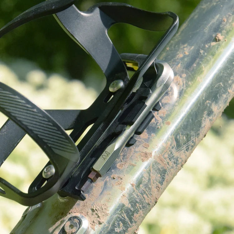 Daysaver Carrier Essential8 Frame Mount（デイセーバー キャリア フレームマウント）