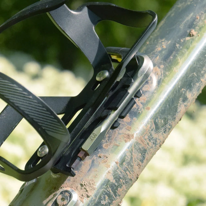 Daysaver Carrier Essential8 Frame Mount（デイセーバー キャリア フレームマウント）