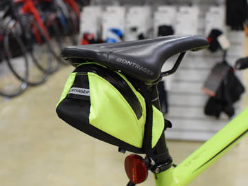 Bontrager Elite Seat Pack（エリート シート パック）Visibility Yellow