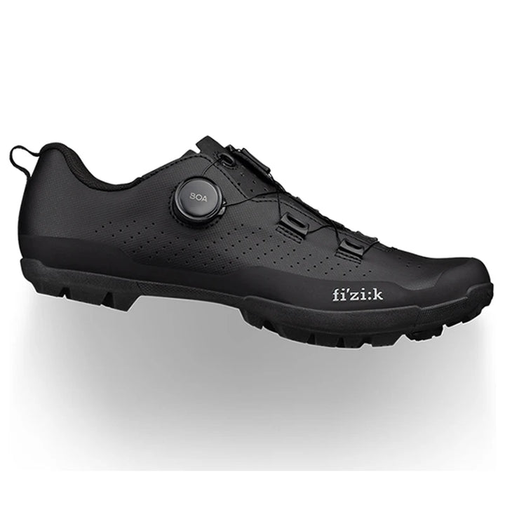 Fizik TERRA ATLAS（フィジーク テラ アトラス）カラー：Black/Black