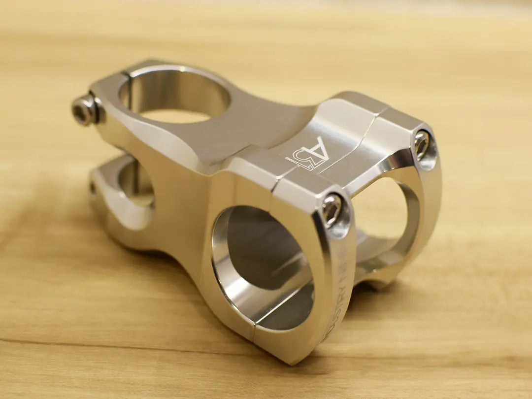 INDUSTRY NINE ステム 78mm + PNW グリップ INDUSTRY NINE ステム 78mm + PNW グリップ