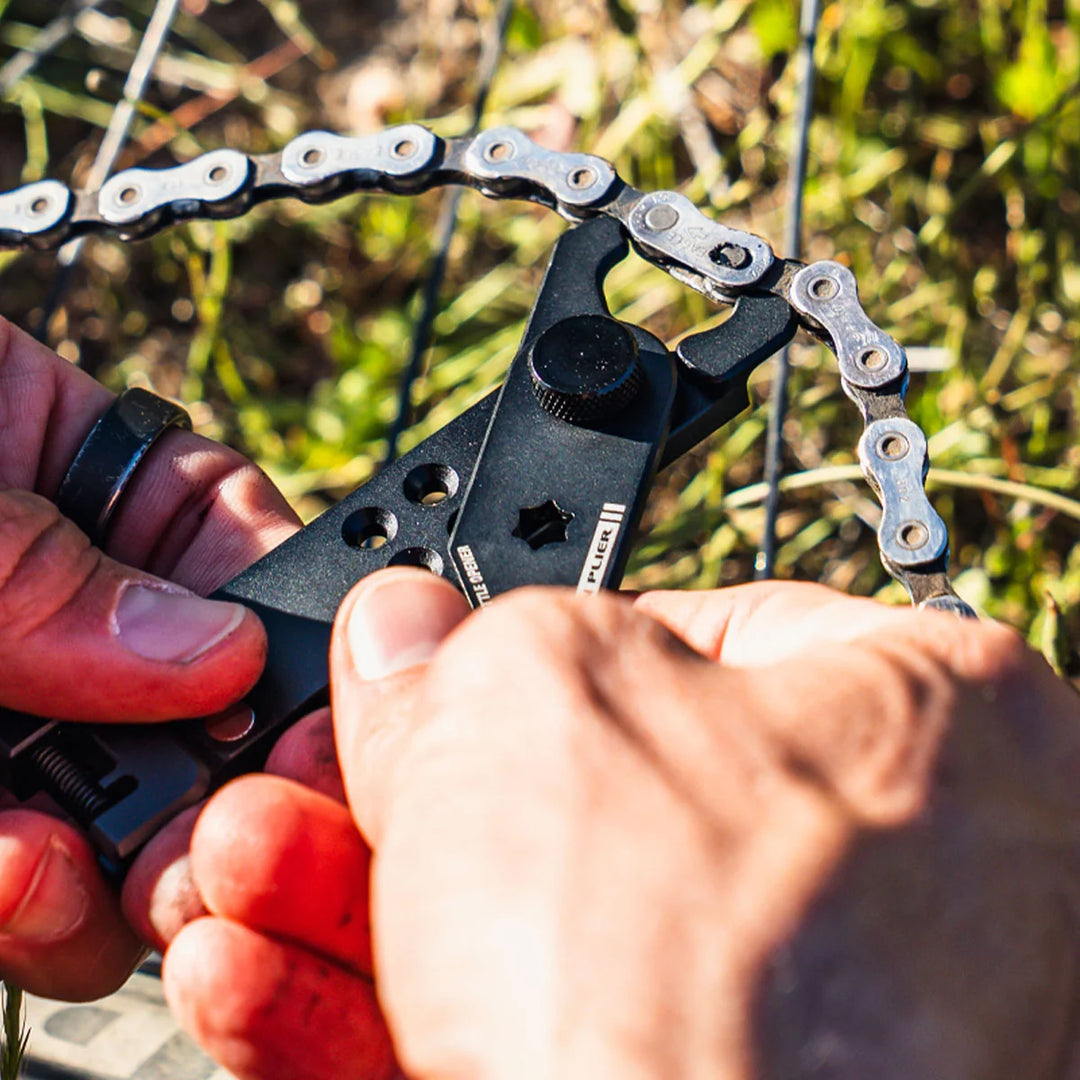 Lezyne Multi Chain Pliers（レザイン マルチチェーンプライヤー）