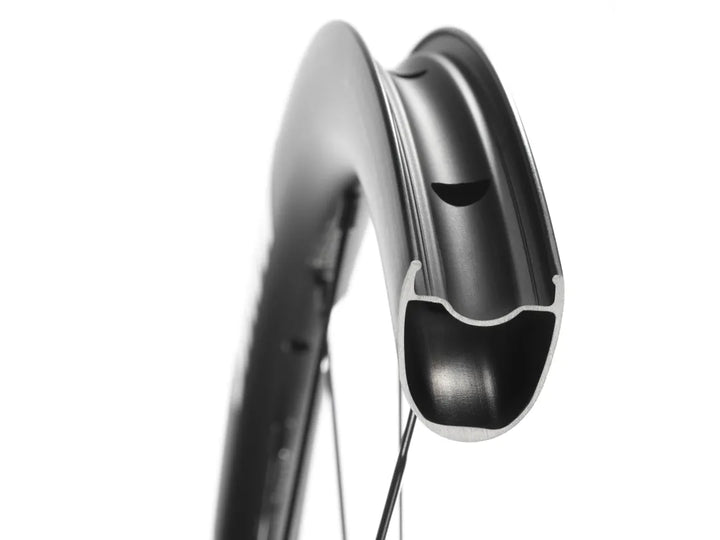 MAVIC KSYRIUM 30 DISC（キシリウム 30 ディスク）リム断面