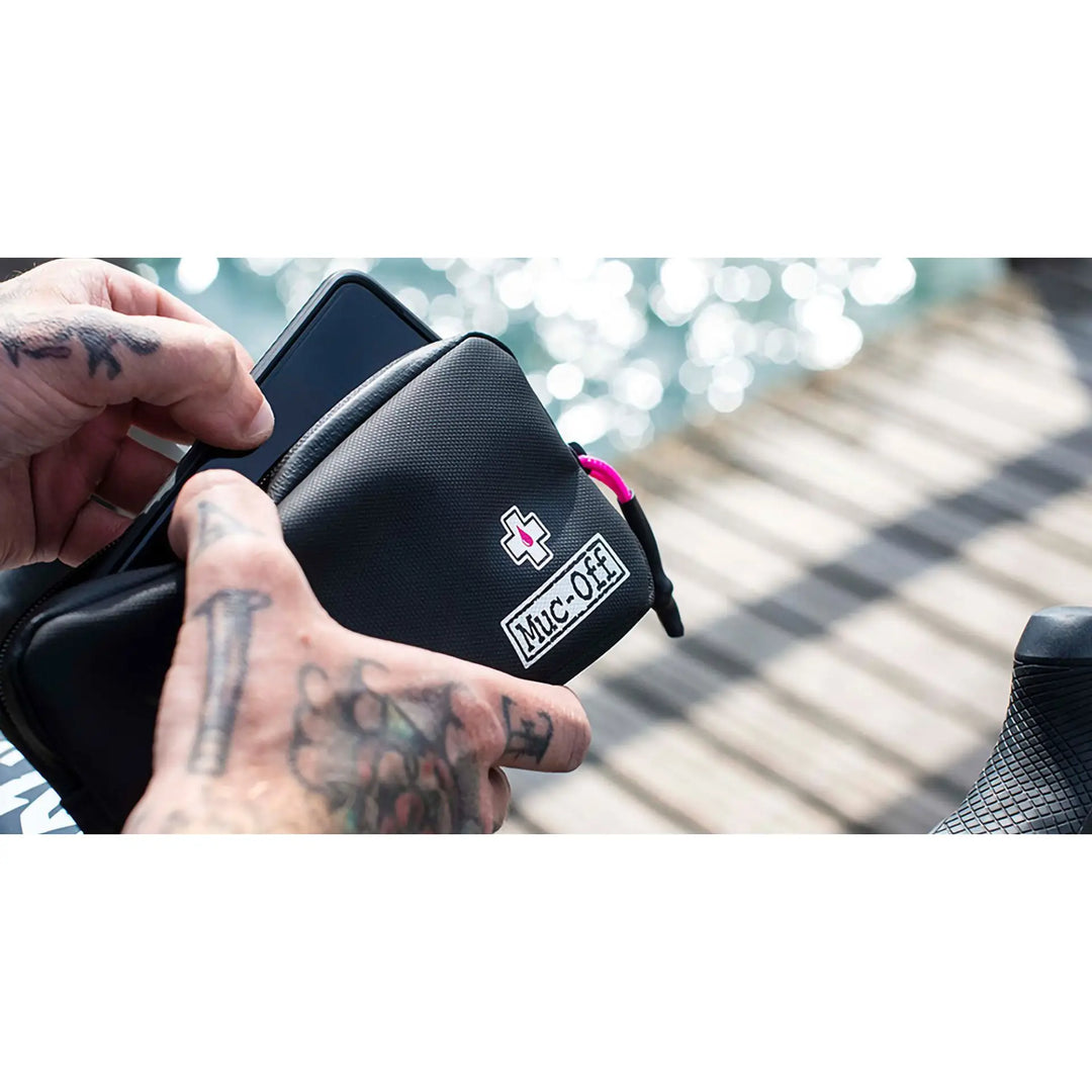 Muc-Off Rainproof Essentials Case