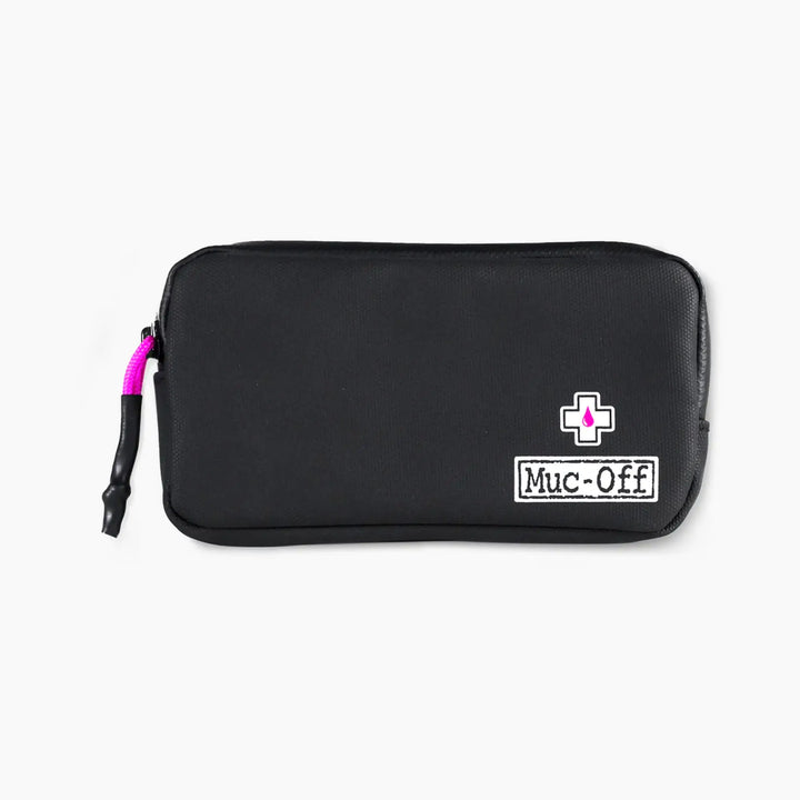 Rainproof Essentials Case - Black
正面