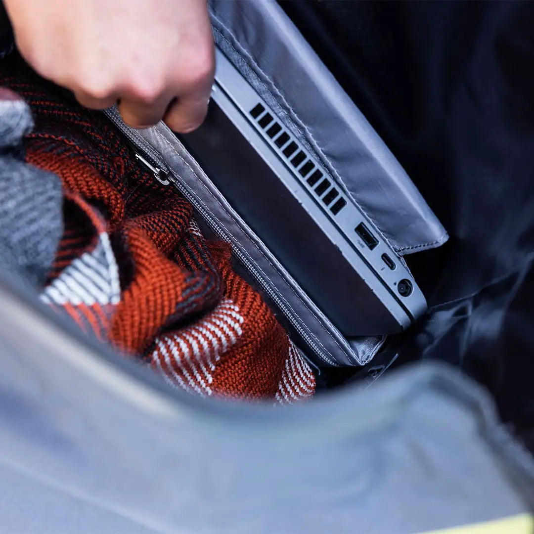 Ortlieb（オルトリーブ）Vario Lite（ヴァリオライト）内部にはPC用ポケット