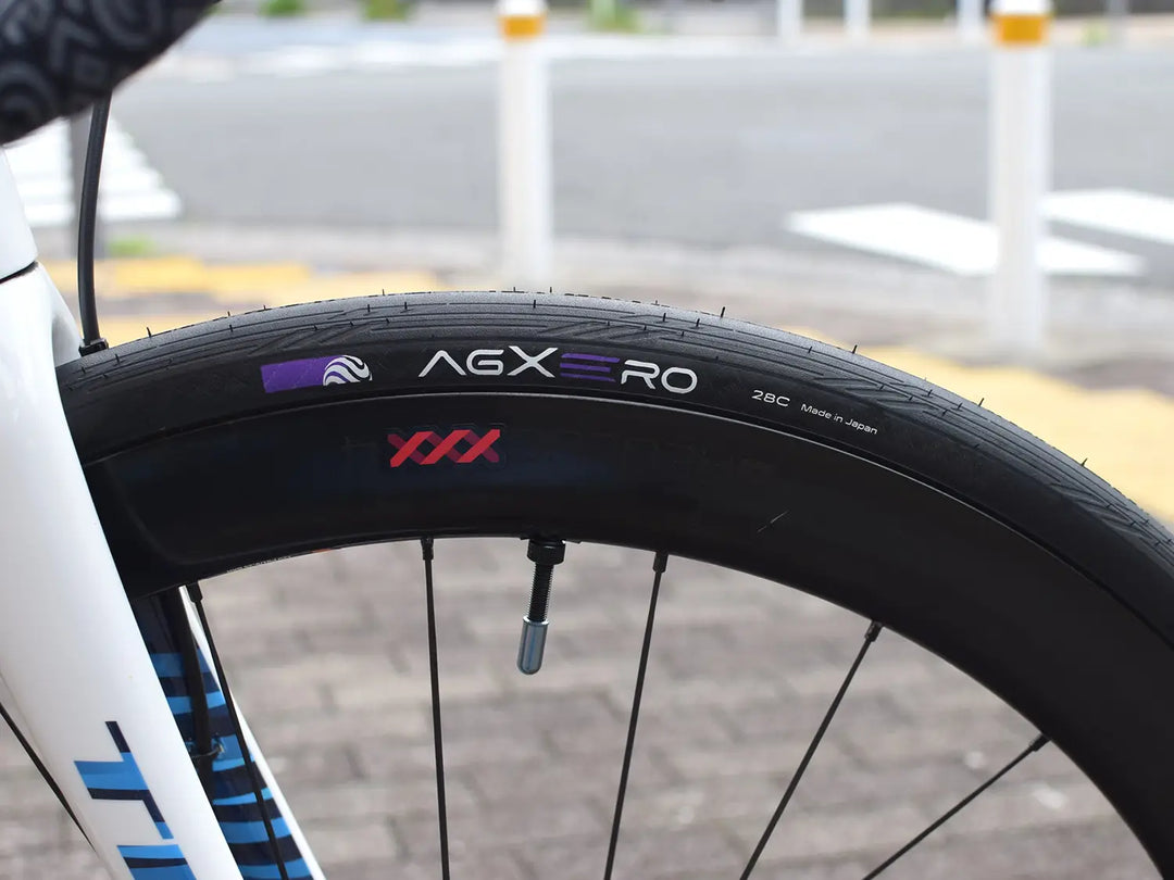 Panaracer AGXERO (パナレーサー エージーゼロ）ク28C　タイヤ側面のロゴ