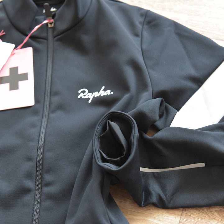 Rapha Core Winter Cycling Jacket（ラファ コア ウィンター サイクリング ジャケット）袖口アップ