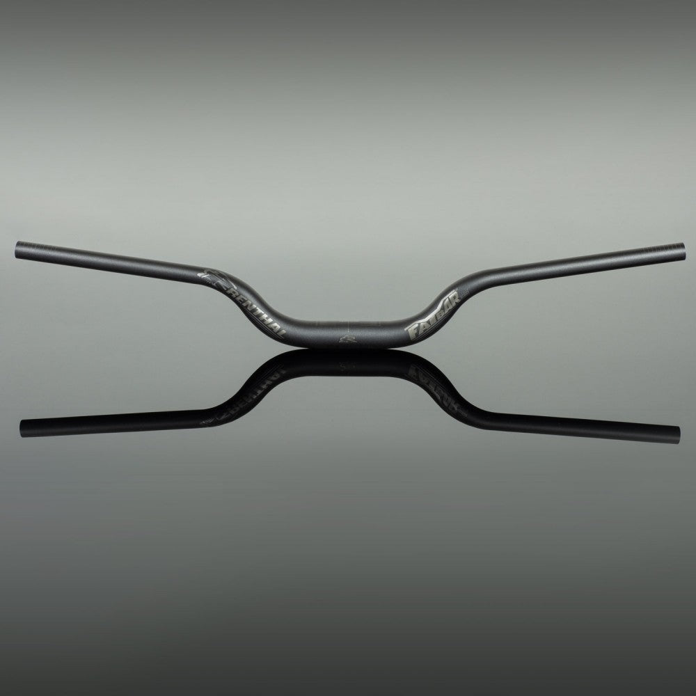 ブランド名：レンサル、商品名：ファットバー 35mm V3、ライズ：70mm、ワイズ：820mm、カラー名：ブラック